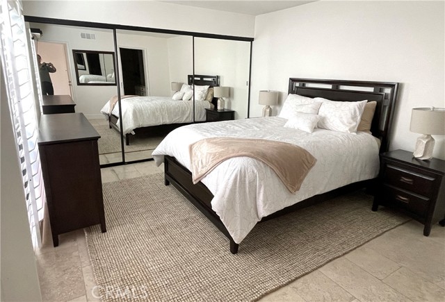 MLS #OC25227496 image #7