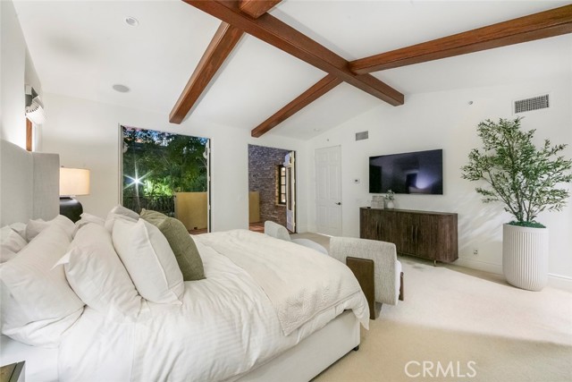 MLS #OC25227548 image #15