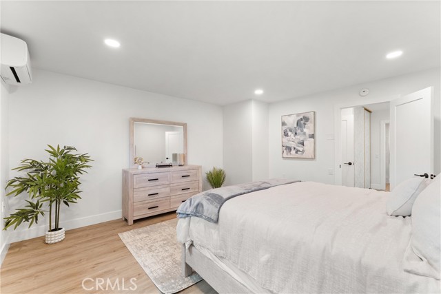 MLS #OC25227561 image #21