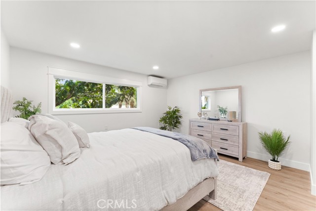 MLS #OC25227561 image #22