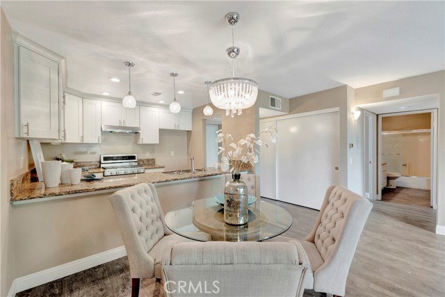 MLS #OC25227592 image #10