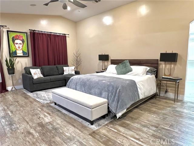 MLS #OC25227594 image #17