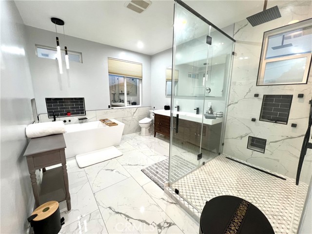 MLS #OC25227594 image #20