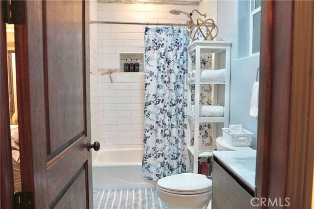 MLS #OC25227594 image #23