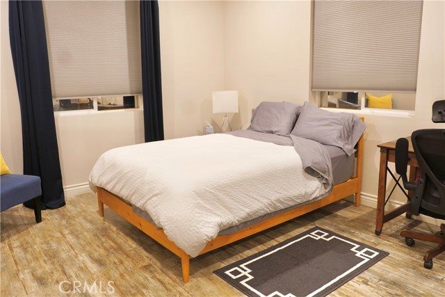 MLS #OC25227594 image #24