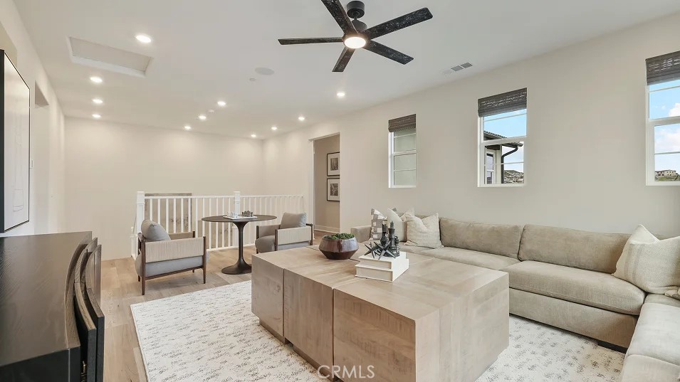 MLS #OC25227703 image #27