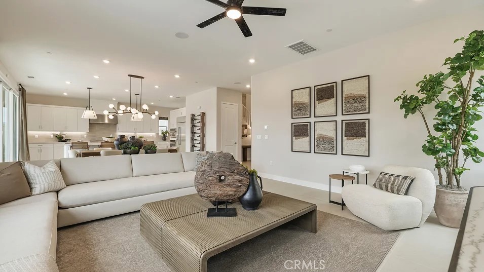 MLS #OC25227703 image #8