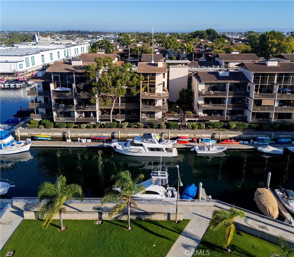 MLS #OC25227752 image #1