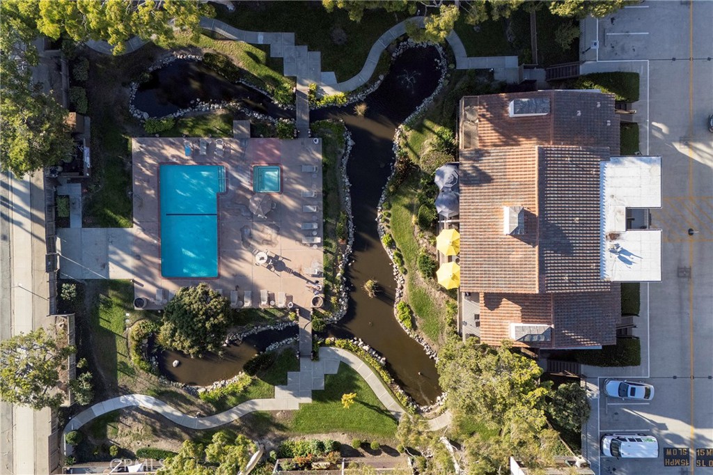 MLS #OC25227752 image #19