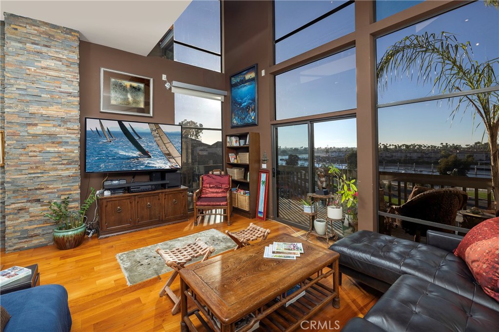 MLS #OC25227752 image #8