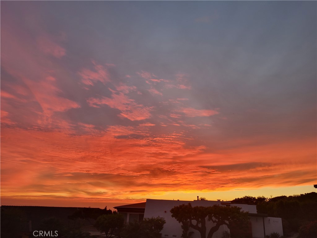 MLS #OC25227786 image #37