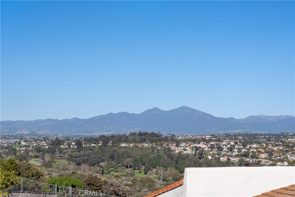 MLS #OC25227786 image #43