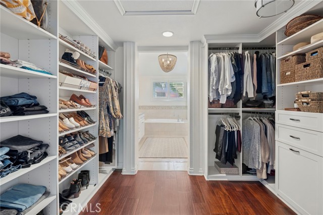 MLS #OC25227820 image #33