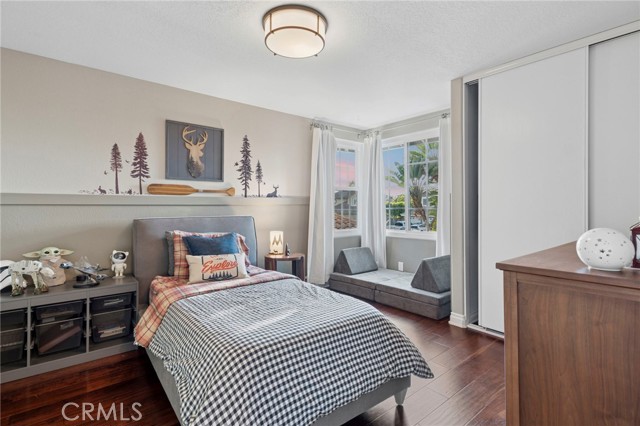 MLS #OC25227820 image #36