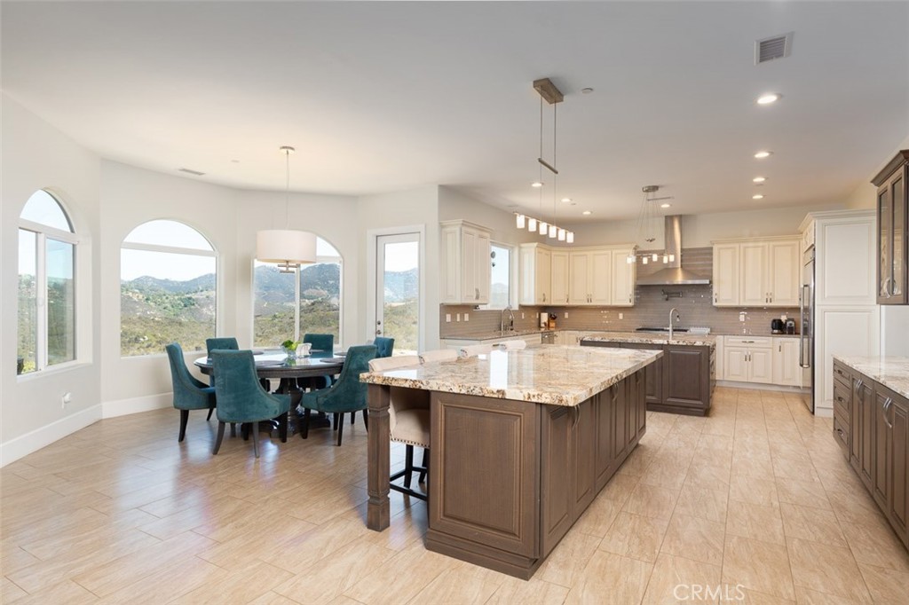 MLS #OC25227826 image #11