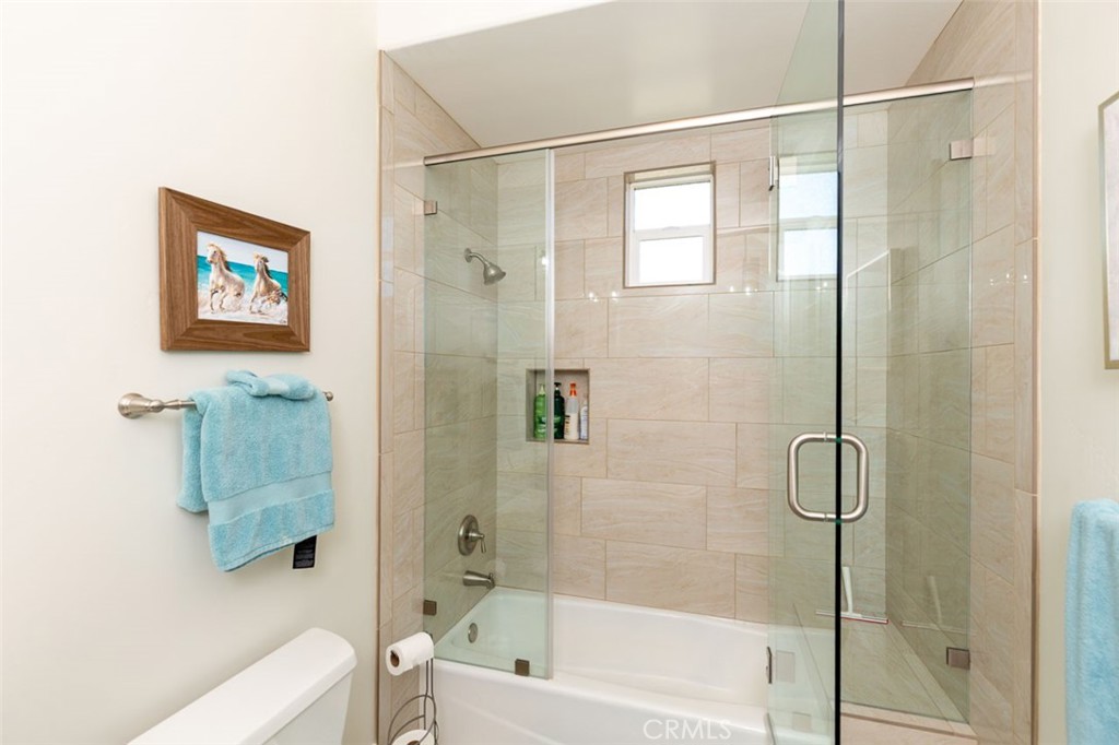 MLS #OC25227826 image #23