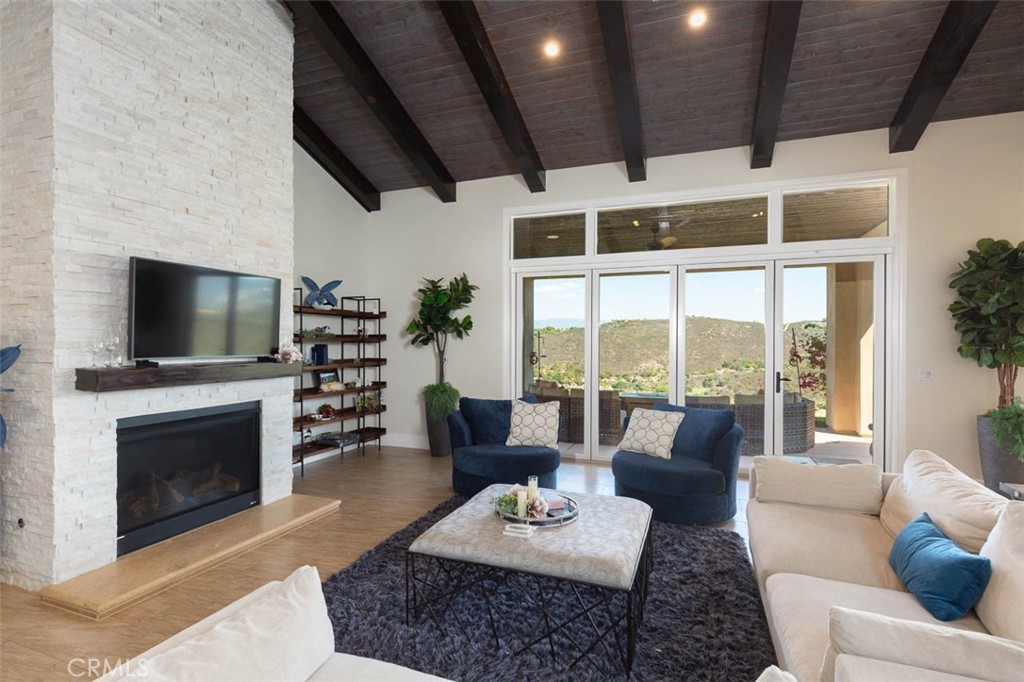 MLS #OC25227826 image #4