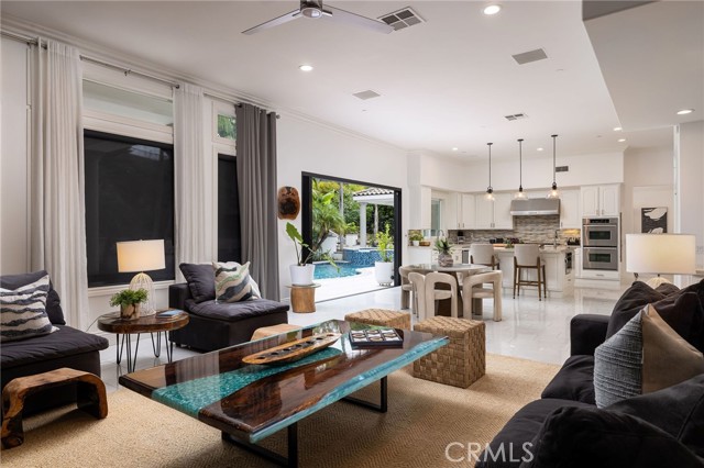 MLS #OC25227897 image #19