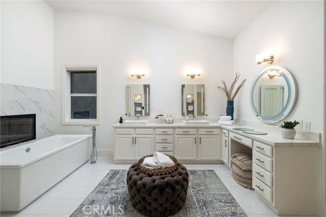 MLS #OC25227897 image #28