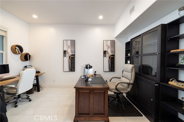 MLS #OC25227897 image #31