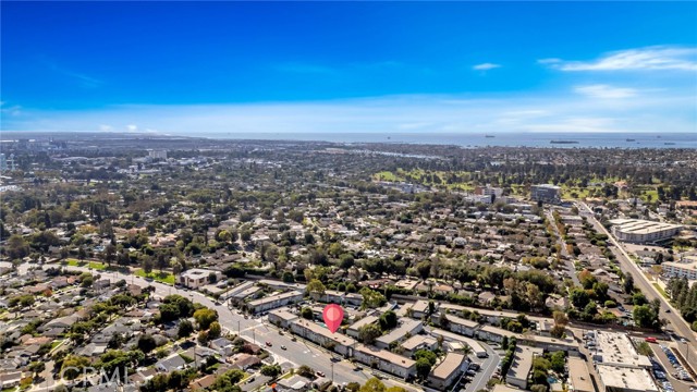 MLS #OC25227943 image #1