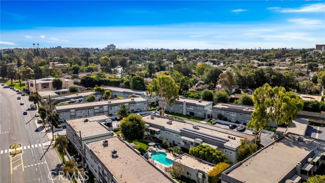 MLS #OC25227943 image #24