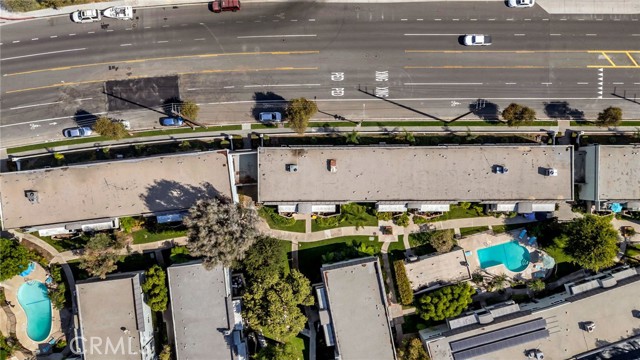 MLS #OC25227943 image #25