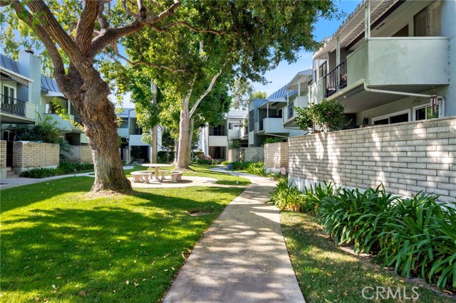 MLS #OC25227943 image #29