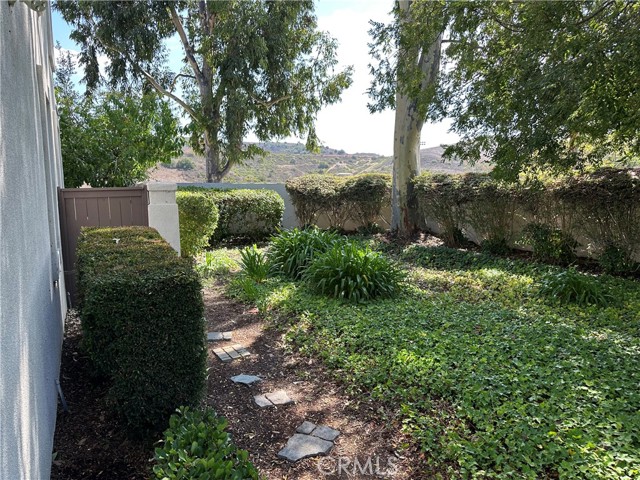 MLS #OC25227956 image #2