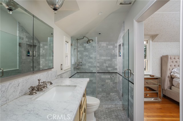 MLS #OC25227970 image #11