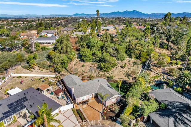 MLS #OC25228007 image #4