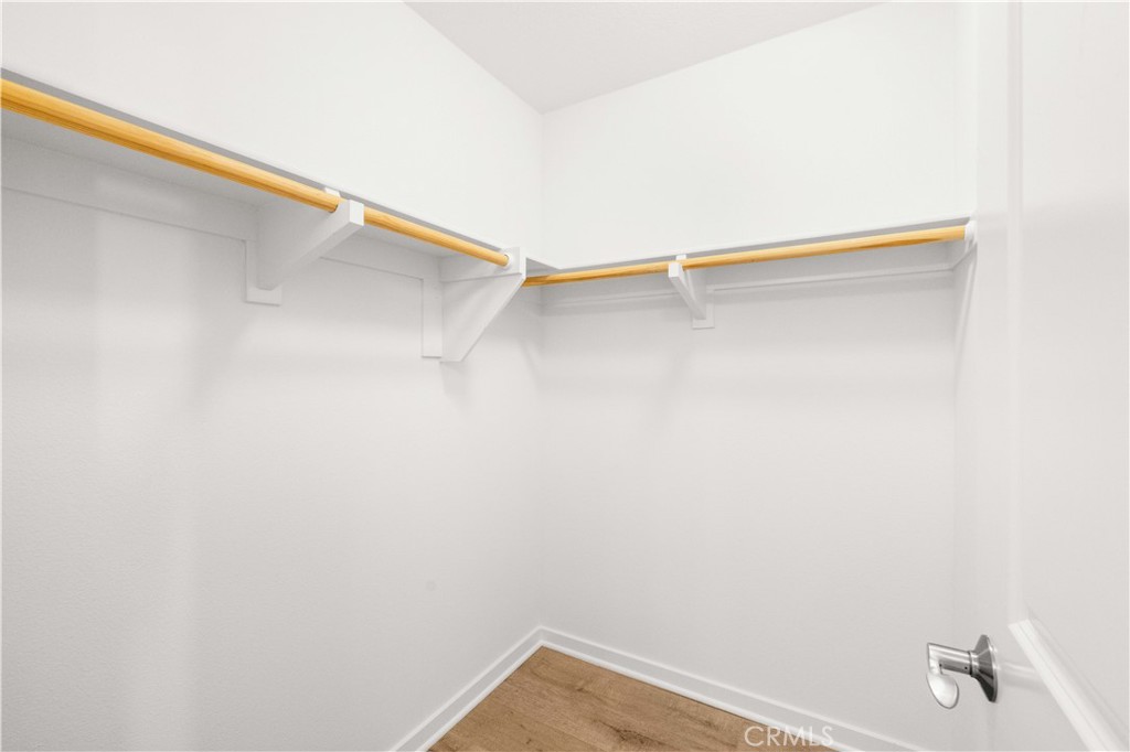 MLS #OC25228009 image #23