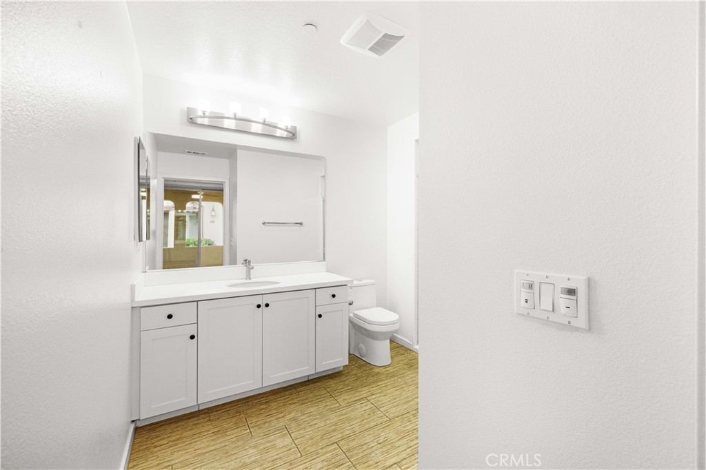 MLS #OC25228009 image #27