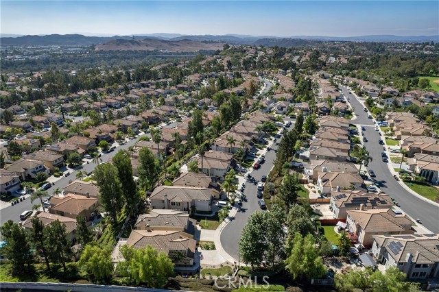 MLS #OC25228101 image #24