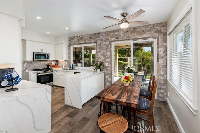 MLS #OC25228101 image #9