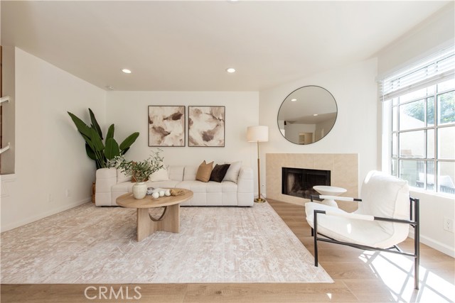 MLS #OC25228227 image #12