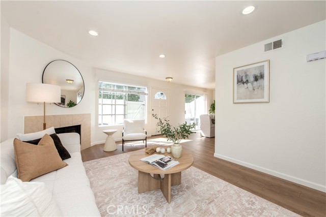 MLS #OC25228227 image #14