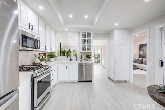 MLS #OC25228258 image #1