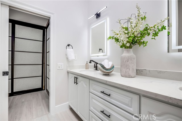 MLS #OC25228258 image #38