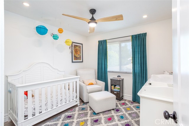 MLS #OC25228321 image #24