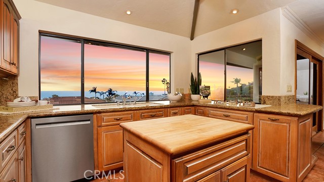 MLS #OC25228418 image #12