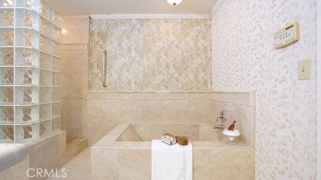 MLS #OC25228418 image #37