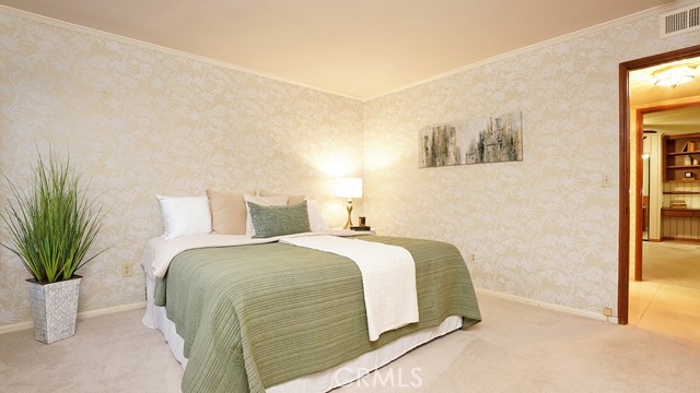 MLS #OC25228418 image #40