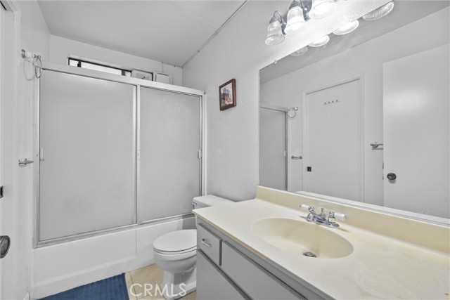 MLS #OC25228482 image #16