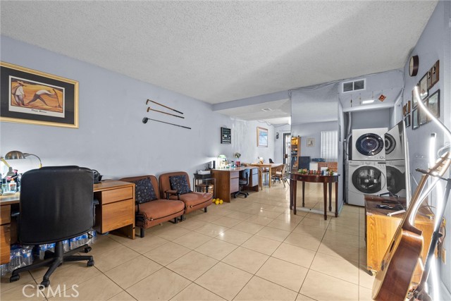 MLS #OC25228482 image #3