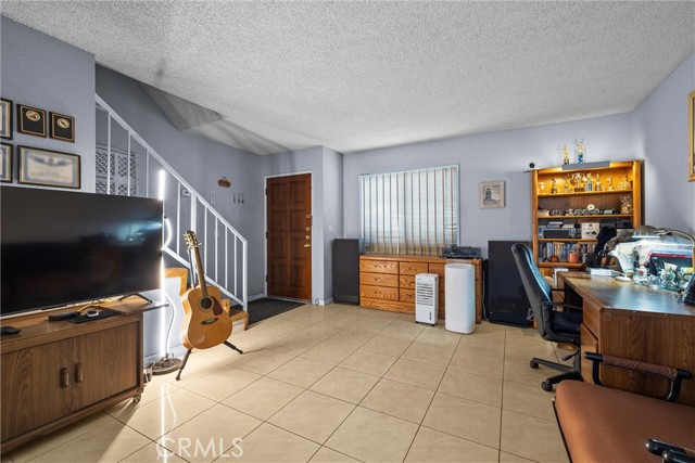 MLS #OC25228482 image #5