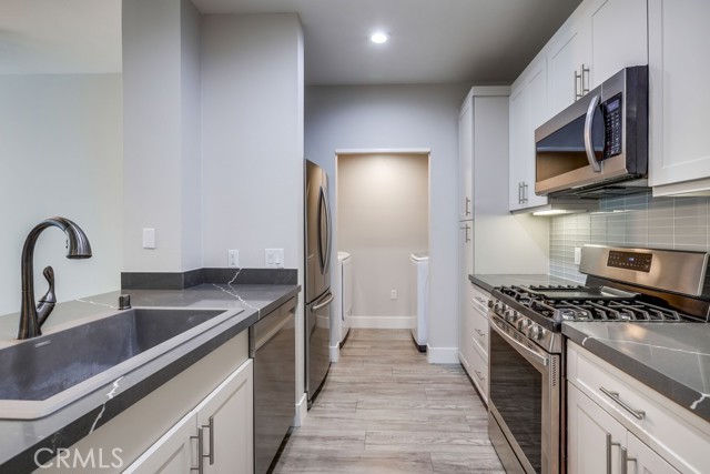 MLS #OC25228524 image #3