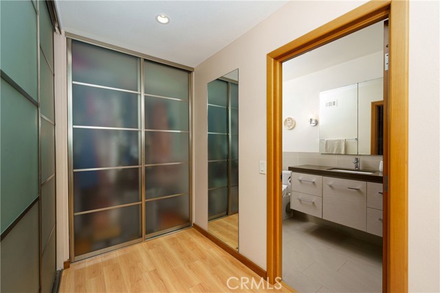 MLS #OC25228577 image #16