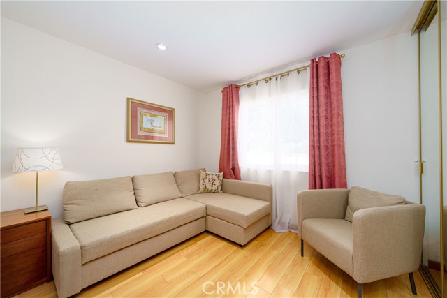 MLS #OC25228577 image #20