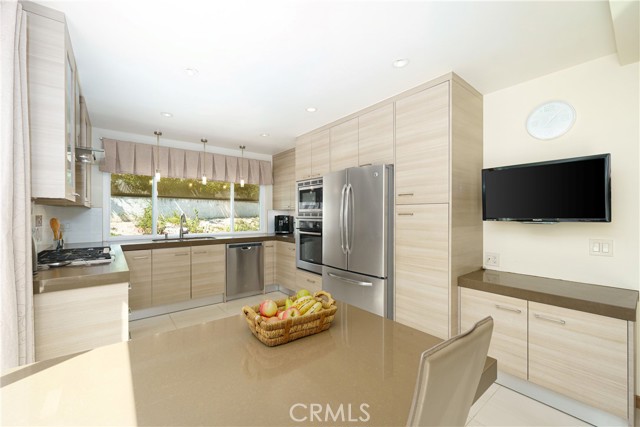 MLS #OC25228577 image #6